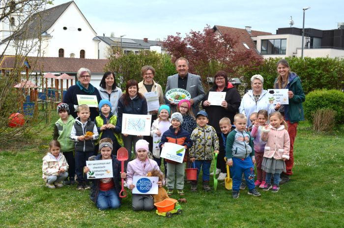 Die Kindergärten in St. Peter a. O. sind seit April NATURimGARTEN zertifiziert.