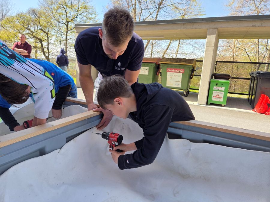 Frische Kräuter für die Schulküche